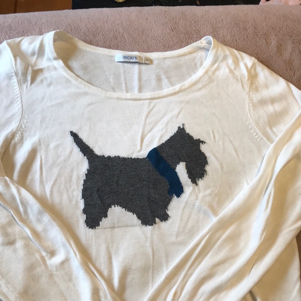 Ricki’s size large sweater